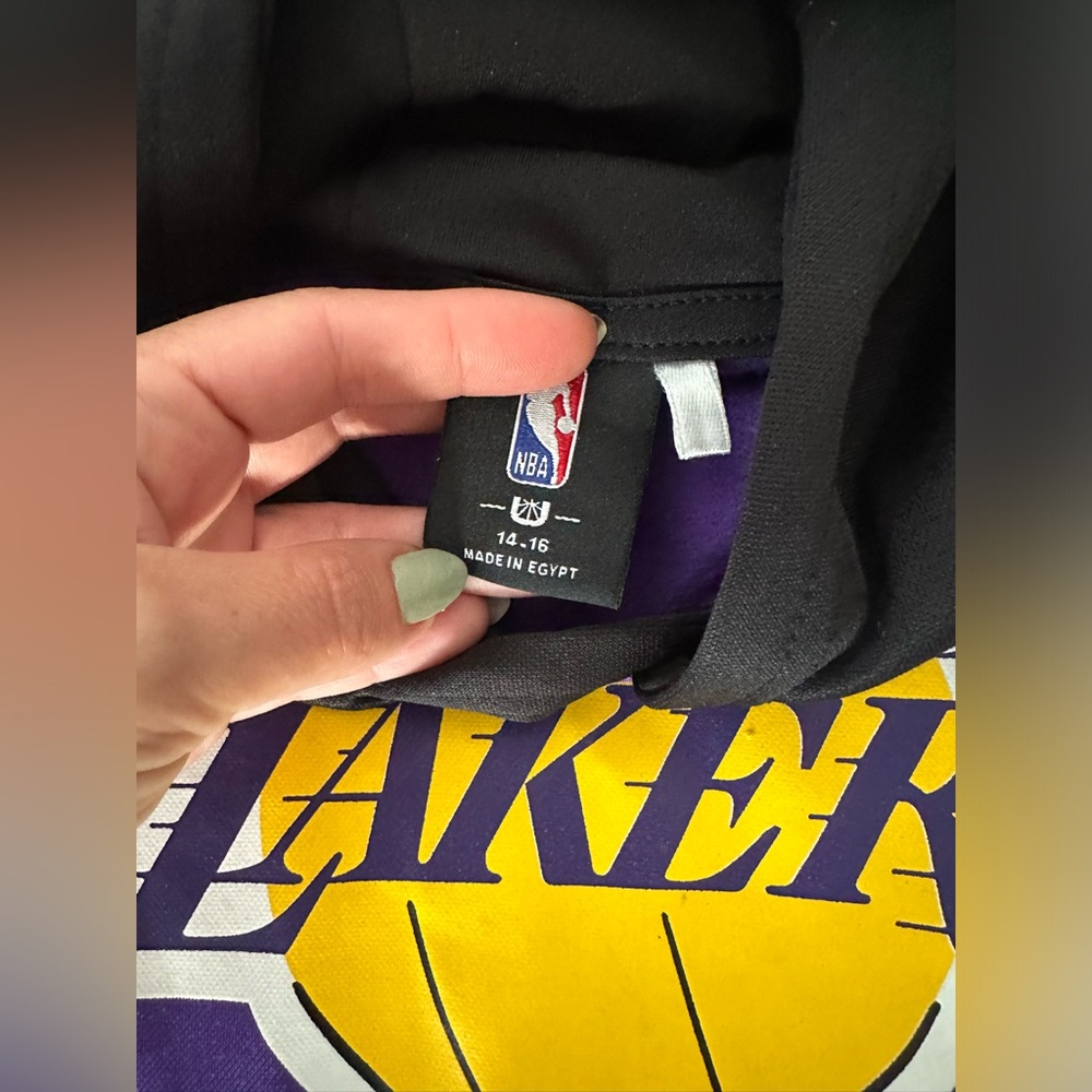 Lakers pullover sweater - Picture 3 of 4